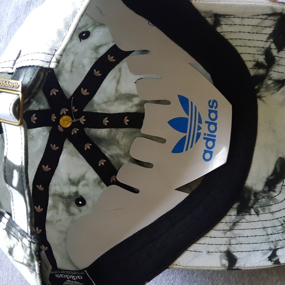 Last One Adidas Tie Dye Washed Colorways baseball Cap - Picture 4 of 10